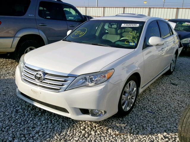 4T1BK3DB8BU391132 - 2011 TOYOTA AVALON BAS Սպիտակ լուսանկար 2