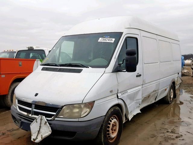 WD0PD744765955504 - 2006 DODGE SPRINTER 2 WHITE photo 2