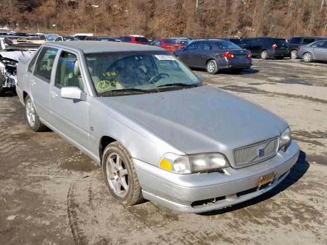 YV1LS55A4X2571859 - 1999 VOLVO S70 SILVER photo 1