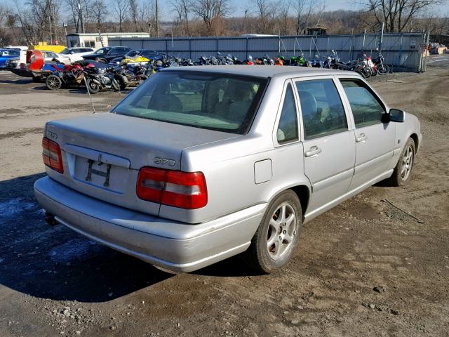 YV1LS55A4X2571859 - 1999 VOLVO S70 SILVER photo 4