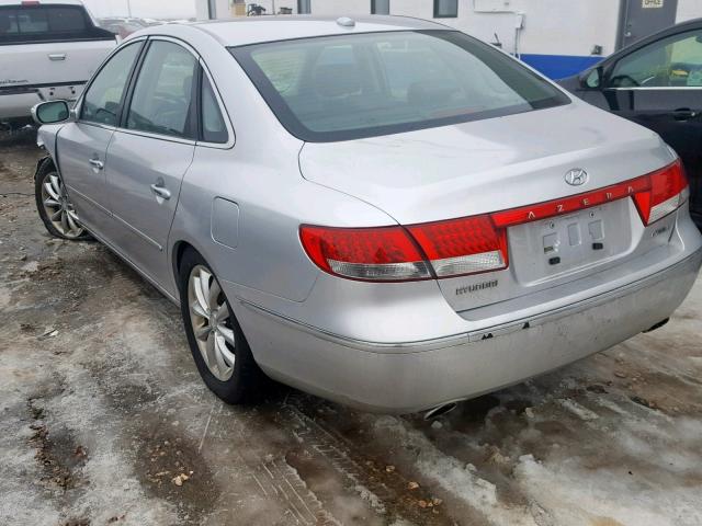 KMHFC46F78A290937 - 2008 HYUNDAI AZERA SE SILVER photo 3