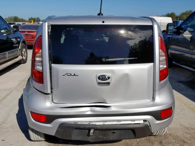 KNDJT2A53D7755383 - 2013 KIA SOUL SILVER photo 9