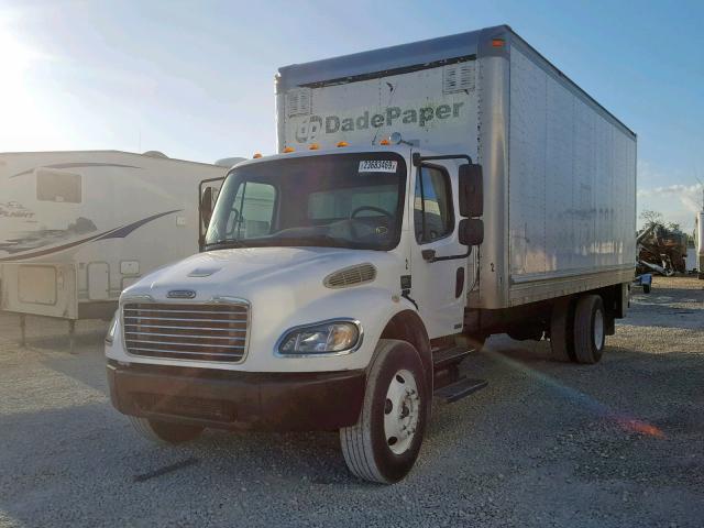 1FVACWCS94HM30925 - 2004 FREIGHTLINER M2 106 MED WHITE photo 2