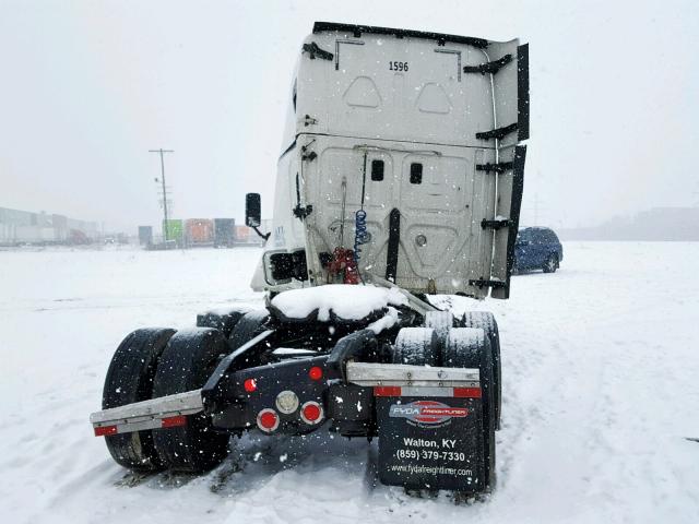 3AKJGLD54FSGB5144 - 2015 FREIGHTLINER CASCADIA 1 WHITE photo 6