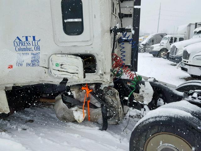 3AKJGLD54FSGB5144 - 2015 FREIGHTLINER CASCADIA 1 WHITE photo 9