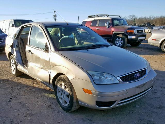 1FAHP34N57W221659 - 2007 FORD FOCUS ZX4 GOLD photo 1