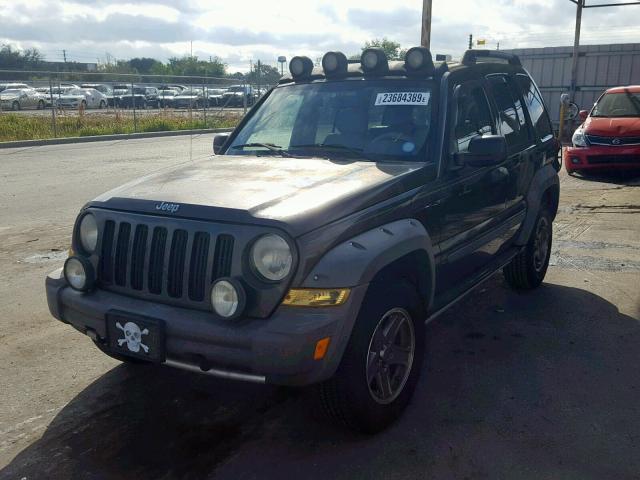 1J4GK38KX6W127483 - 2006 JEEP LIBERTY RE GOLD photo 2