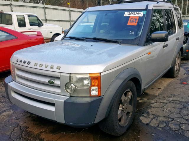 SALAD24445A339775 - 2005 LAND ROVER LR3 SE SILVER photo 2