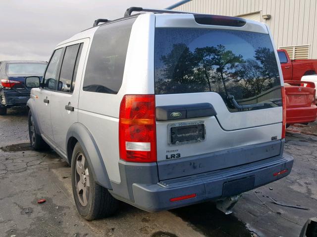 SALAD24445A339775 - 2005 LAND ROVER LR3 SE SILVER photo 3