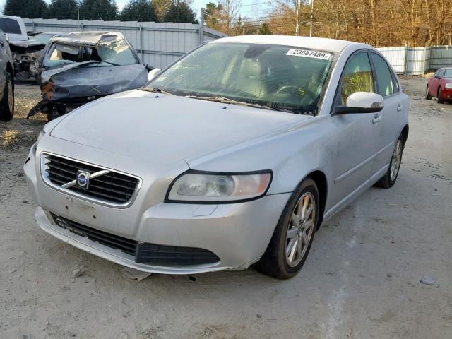 YV1MS390582379264 - 2008 VOLVO S40 2.4I SILVER photo 2