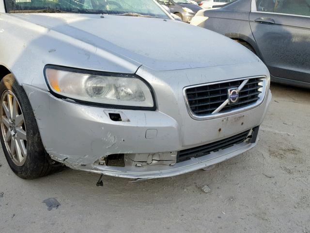 YV1MS390582379264 - 2008 VOLVO S40 2.4I SILVER photo 9