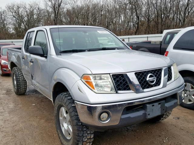 1N6AD09W07C406527 - 2007 NISSAN FRONTIER C SILVER photo 1