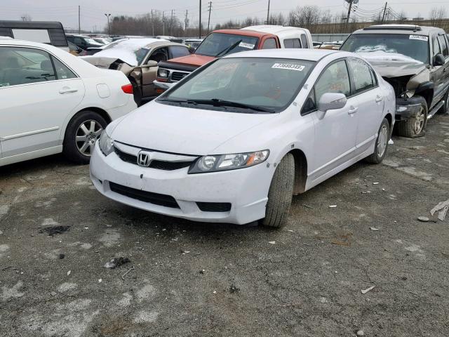 JHMFA3F20BS000104 - 2011 HONDA CIVIC HYBR WHITE photo 2