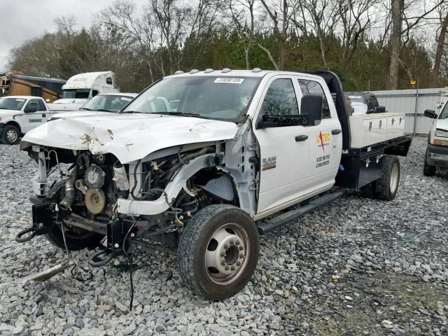 3C7WRKFL4HG680833 - 2017 RAM 4500 WHITE photo 2