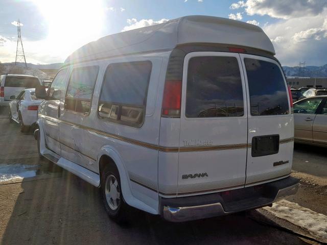 1GDFG15R1V1106246 - 1997 GMC SAVANA RV WHITE photo 3