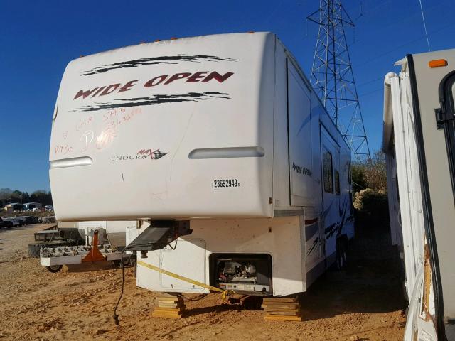 5UEFG39317G000165 - 2007 ENDU CAMPER WHITE photo 2