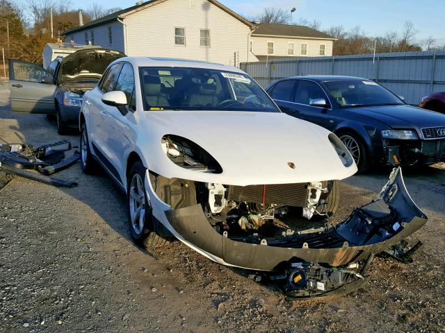 WP1AA2A58JLB01549 - 2018 PORSCHE MACAN WHITE photo 1