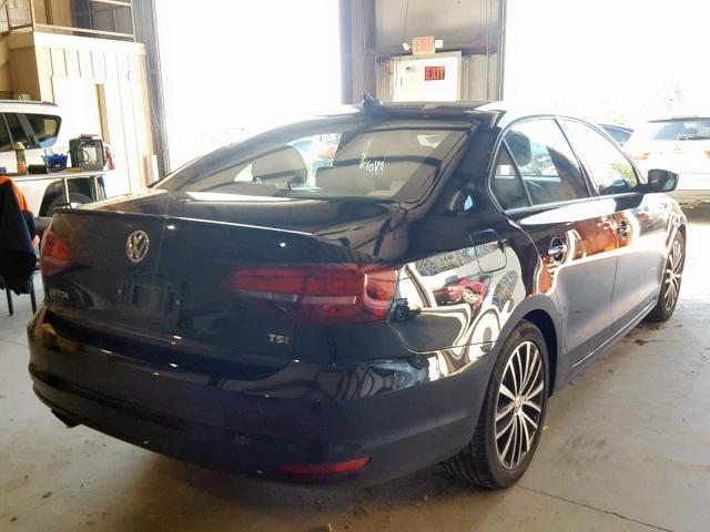 3VWD17AJ0GM303797 - 2016 VOLKSWAGEN JETTA SPOR BLACK photo 4