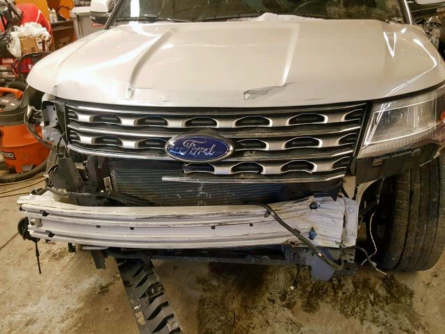 1FM5K8F84HGB83512 - 2017 FORD EXPLORER L WHITE photo 9