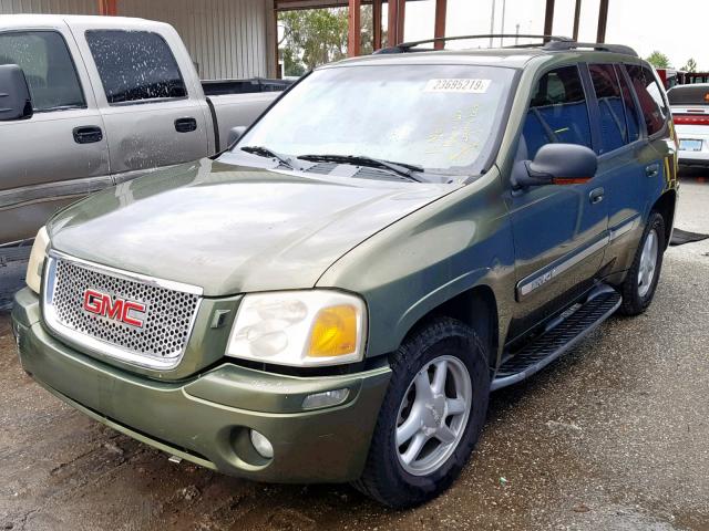 1GKDS13S422244258 - 2002 GMC ENVOY GREEN photo 2