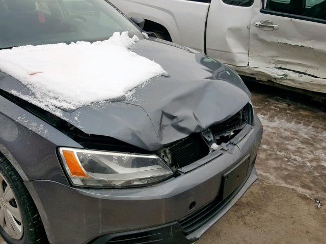 3VW1K7AJ8DM263755 - 2013 VOLKSWAGEN JETTA BASE Մոխրագույն լուսանկար 9