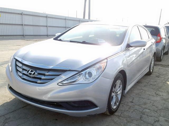 5NPEB4AC1EH929432 - 2014 HYUNDAI SONATA GLS SILVER photo 2