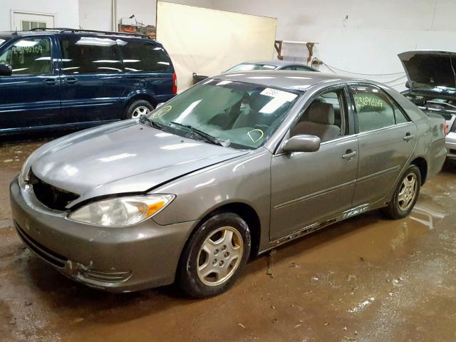 4T1BF32K03U552176 - 2003 TOYOTA CAMRY LE GRAY photo 2