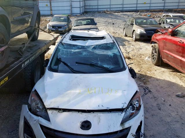 JM1BL1H67A1284186 - 2010 MAZDA 3 S Biały zdjęcie 9