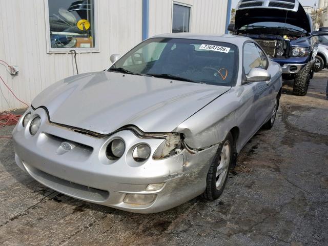 KMHJG35F81U246265 - 2001 HYUNDAI TIBURON GRAY photo 2