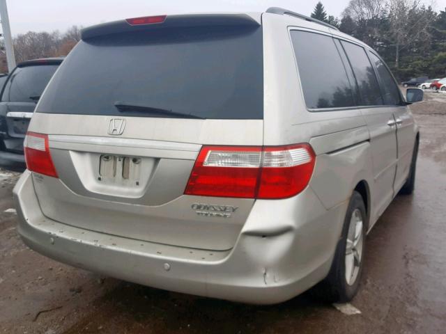 5FNRL38895B001828 - 2005 HONDA ODYSSEY TO SILVER photo 4