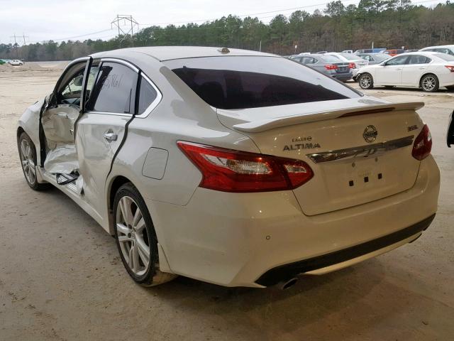 1N4BL3APXHC172243 - 2017 NISSAN ALTIMA 3.5 WHITE photo 3