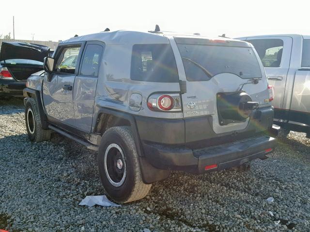 JTEBU4BF0DK156602 - 2013 TOYOTA FJ CRUISER GRAY photo 3