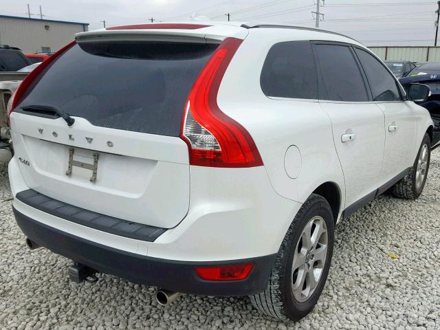 YV4952DL5D2382932 - 2013 VOLVO XC60 3.2 WHITE photo 4