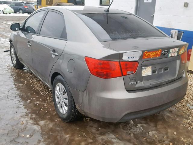 KNAFU4A2XB5415495 - 2011 KIA FORTE EX GRAY photo 3