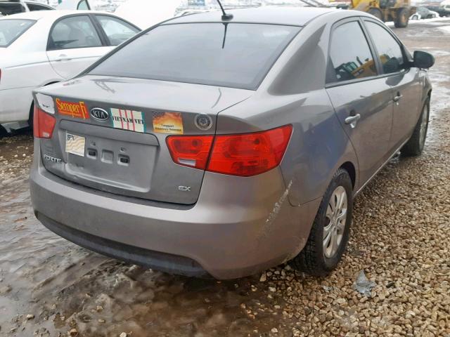 KNAFU4A2XB5415495 - 2011 KIA FORTE EX GRAY photo 4