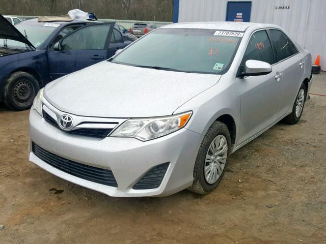 4T4BF1FK0CR218752 - 2012 TOYOTA CAMRY BASE SILVER photo 2