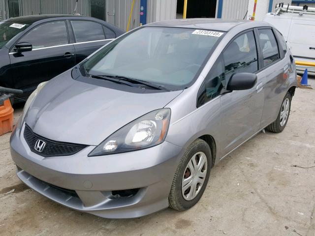 JHMGE8H28AS004869 - 2010 HONDA FIT GRAY photo 2