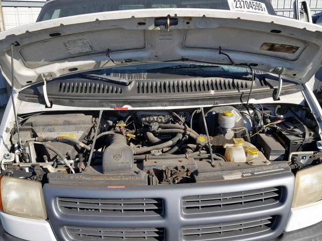 2B7KB31Y32K107859 - 2002 DODGE RAM VAN B3 WHITE photo 7