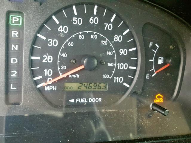 4T3ZF13C9YU304243 - 2000 TOYOTA SIENNA LE GOLD photo 8