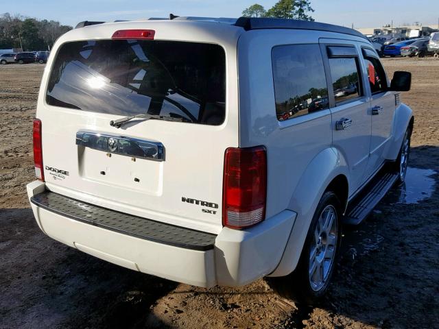 1D4PT5GK9AW111030 - 2010 DODGE NITRO SXT WHITE photo 4