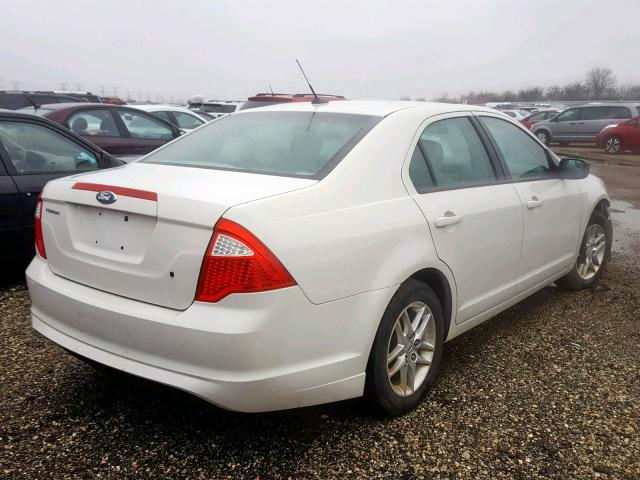 3FAHP0GA4BR308729 - 2011 FORD FUSION S WHITE photo 4