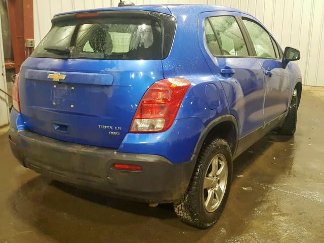 KL7CJNSB4GB724517 - 2016 CHEVROLET TRAX LS BLUE photo 4