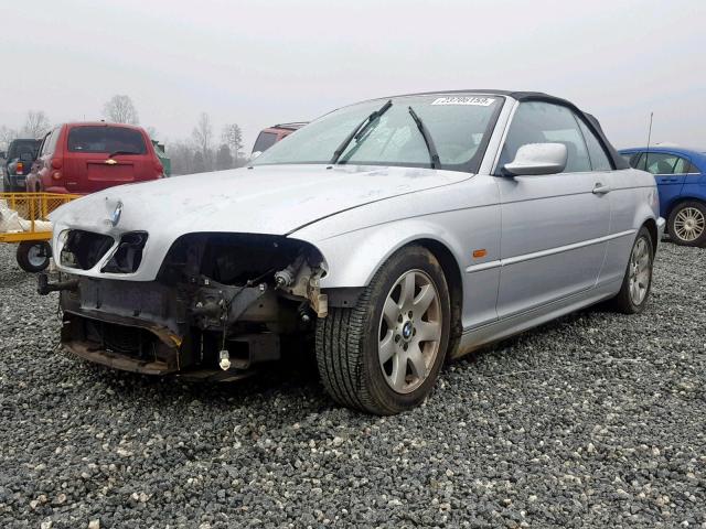 WBABS33451JY55742 - 2001 BMW 325 CI SILVER photo 2