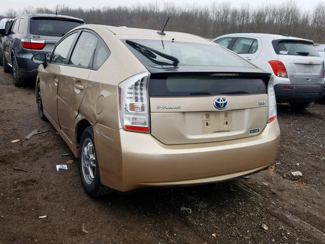 JTDKN3DU3A0215866 - 2010 TOYOTA PRIUS BEIGE photo 3