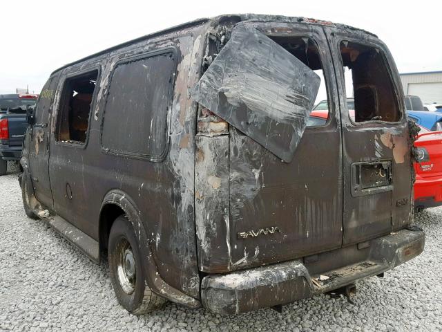 1GDFG15RX21211847 - 2002 GMC SAVANA RV BURN photo 3