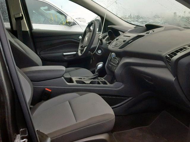 1FMCU0GD0JUC12848 - 2018 FORD ESCAPE SE GRAY photo 5