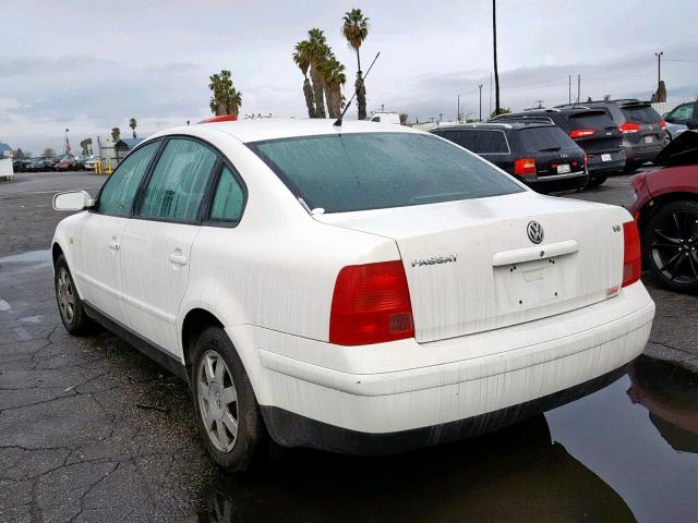 WVWPD63BXXE509660 - 1999 VOLKSWAGEN PASSAT GLX 白色 照片 3