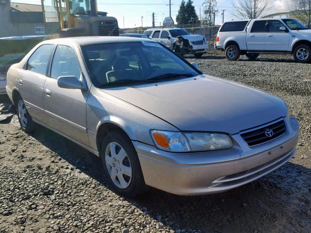 JT2BG22K3Y0443536 - 2000 TOYOTA CAMRY CE TAN photo 1