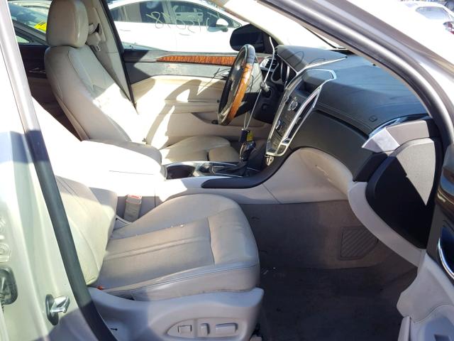 3GYFNDEY6BS674158 - 2011 CADILLAC SRX LUXURY TAN photo 5