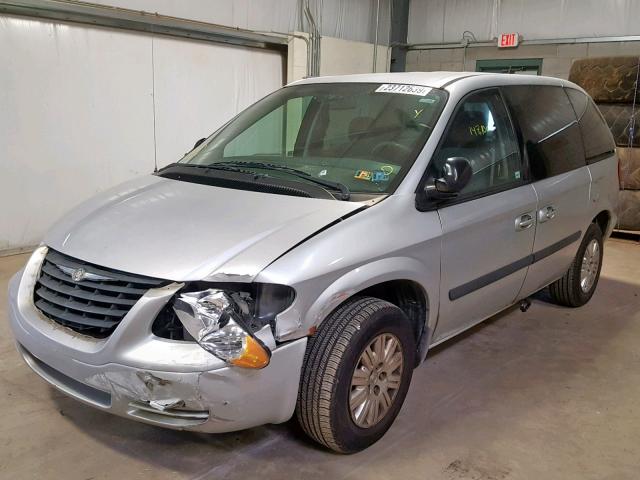 1A4GP45RX6B562973 - 2006 CHRYSLER TOWN & COU SILVER photo 2